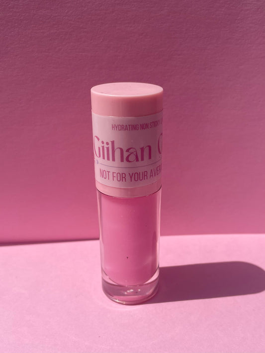 Hydrating and Nourishing Lipgloss with a little of glitter. sweet smelling lipgloss 